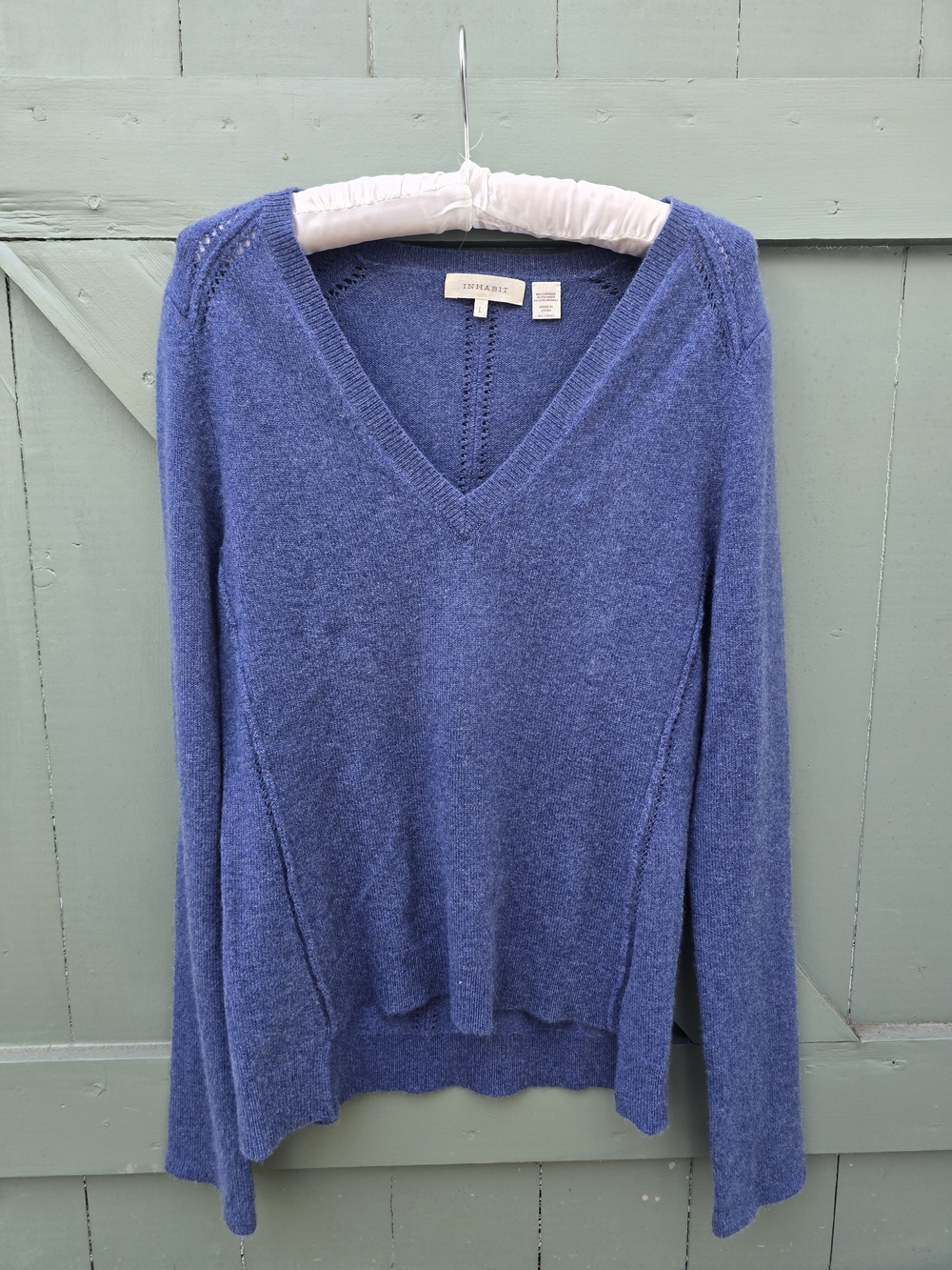 Cashmere Inhabit Periwinkle Blue V-Neck Sweater